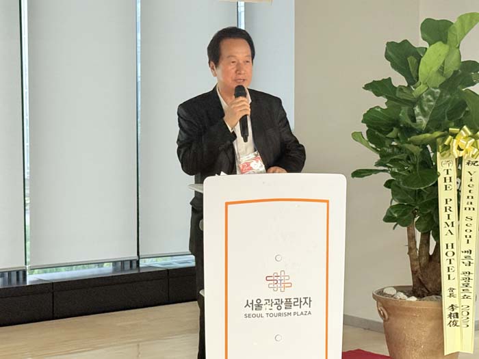 에디터 사진