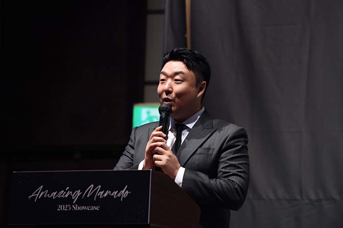 에디터 사진