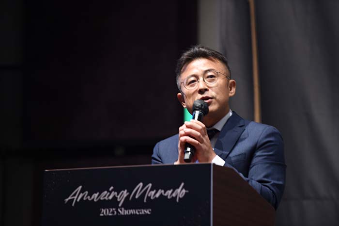 에디터 사진
