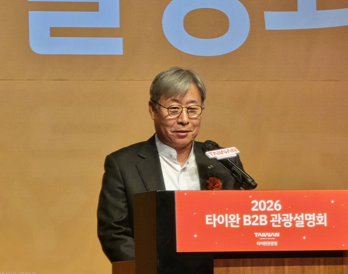 에디터 사진